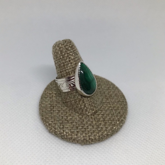 9.5Ct Malachite Ring Handmade - Picture 2 of 4